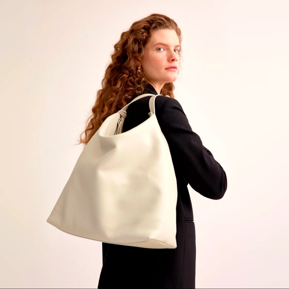NWT Everlane Boss Bag In Stone